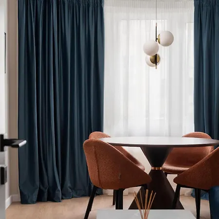 דירה Luxury Steps From By Flat Manаger