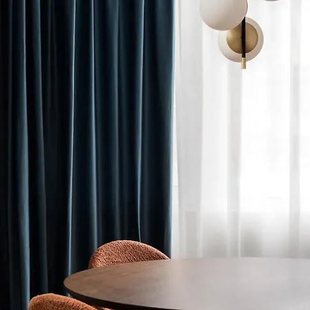 Luxury Steps From By Flat Manаger דירה וארנה